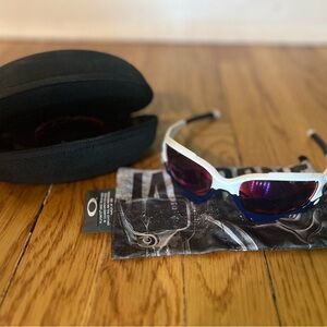 Oakley Jawbone White and Red Sunglasses with Case and extra lenses.